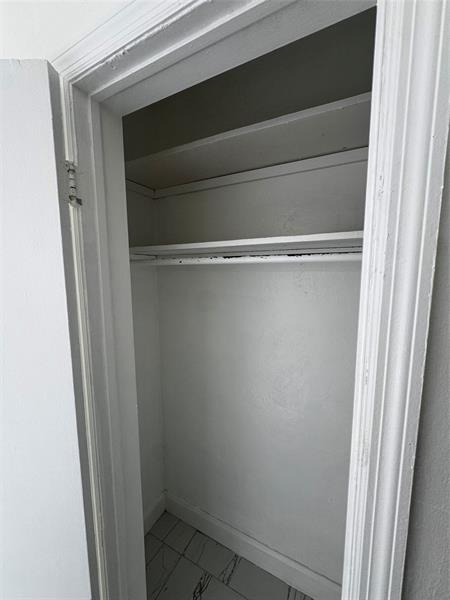 Image 21 of 24 For 1020 Indiana Ave