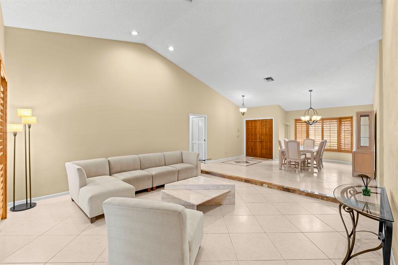 Image 10 of 57 For 1120 100th Way