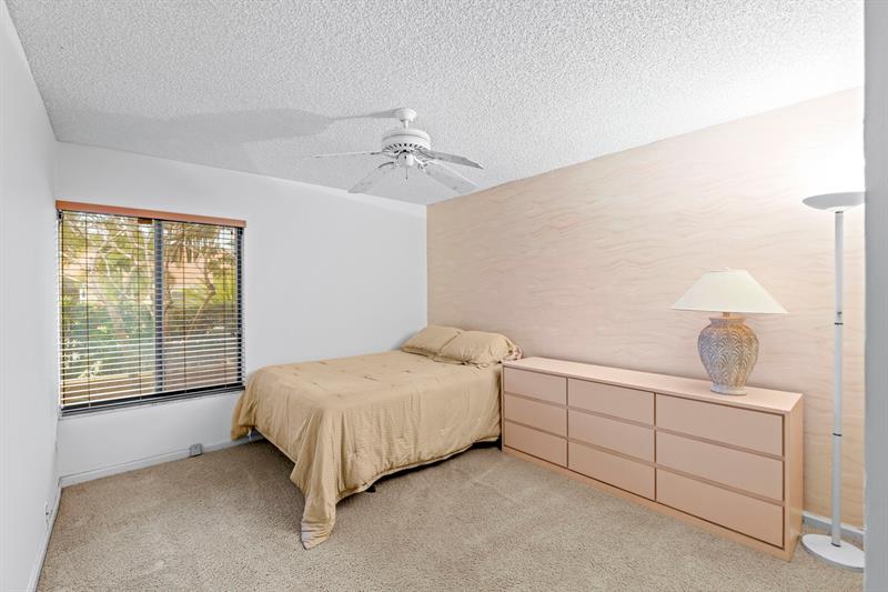 Image 26 of 57 For 1120 100th Way