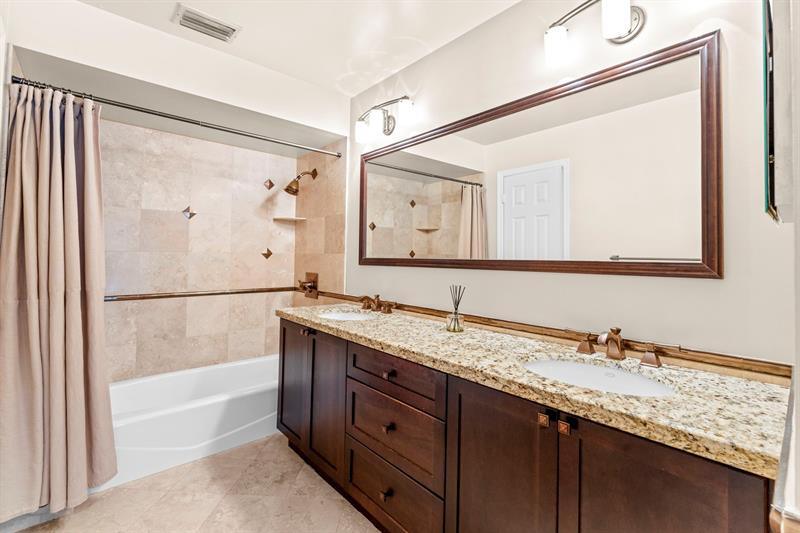 Image 30 of 57 For 1120 100th Way