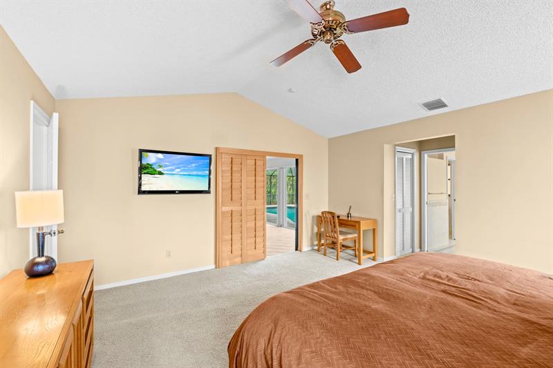 Image 35 of 57 For 1120 100th Way