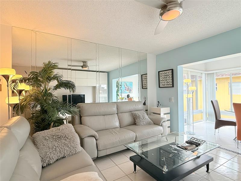 Image 16 of 50 For 5171 Oakland Park Blvd  312