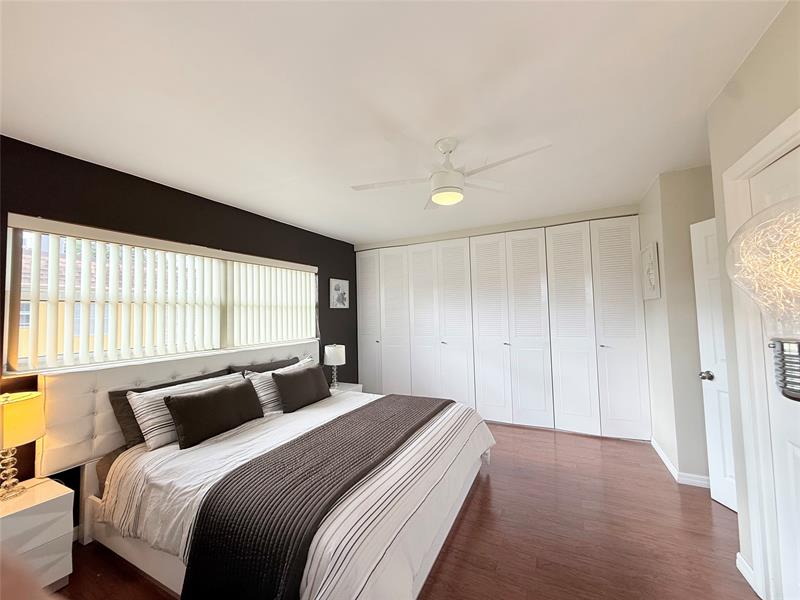 Image 33 of 50 For 5171 Oakland Park Blvd  312