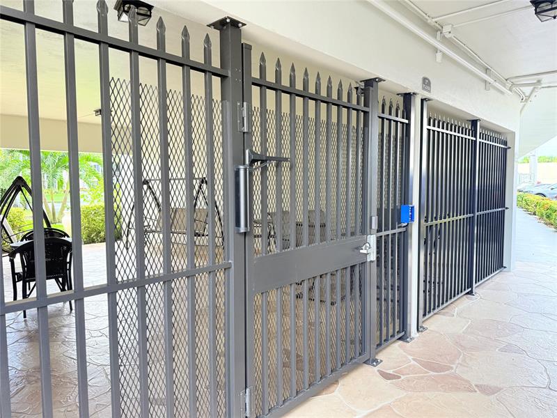 Image 43 of 50 For 5171 Oakland Park Blvd  312