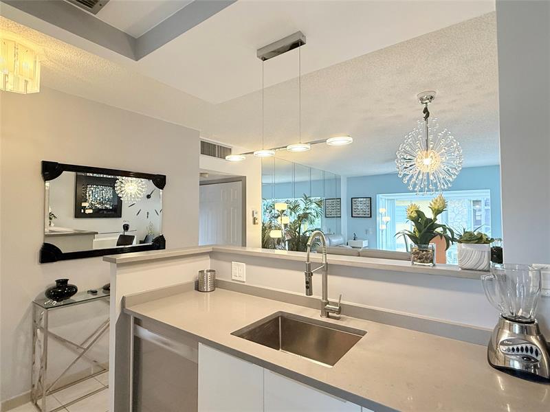 Image 6 of 50 For 5171 Oakland Park Blvd  312