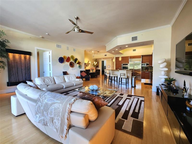 Image 13 of 31 For 701 21st Ave  103