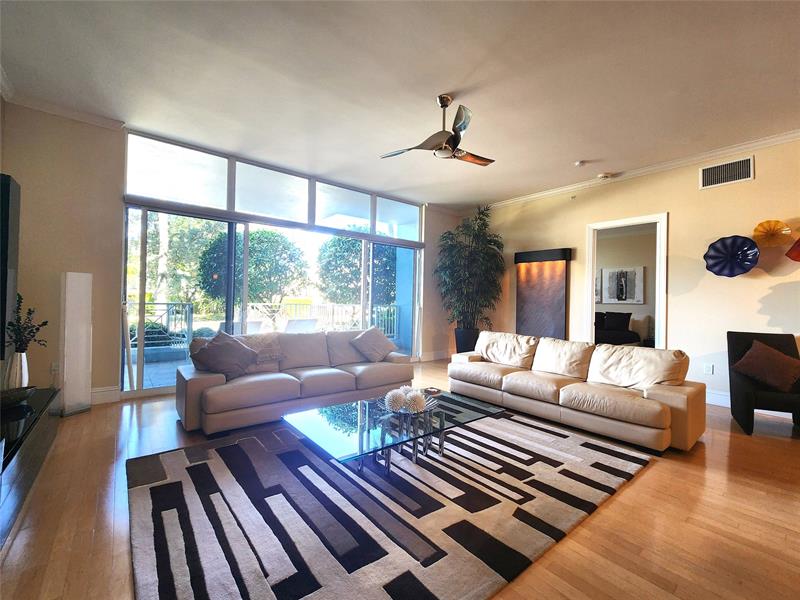 Image 7 of 31 For 701 21st Ave  103