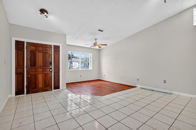 Image 34 of 44 For 18091 134th Ct