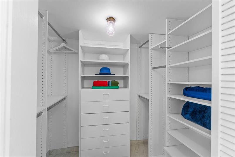 Image 13 of 32 For 550 21 Avenue