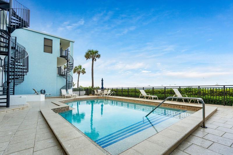 Image 3 of 32 For 550 21 Avenue