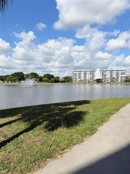 Image 25 of 25 For 2801 Palm Aire Dr  604