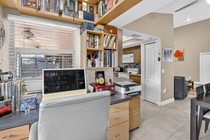 Image 17 of 38 For 10120 Sheridan St.