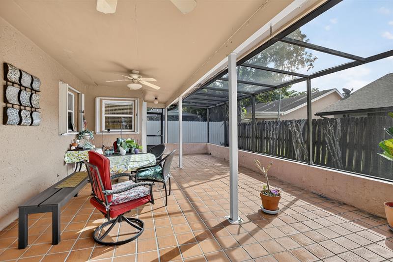 Image 32 of 38 For 10120 Sheridan St.