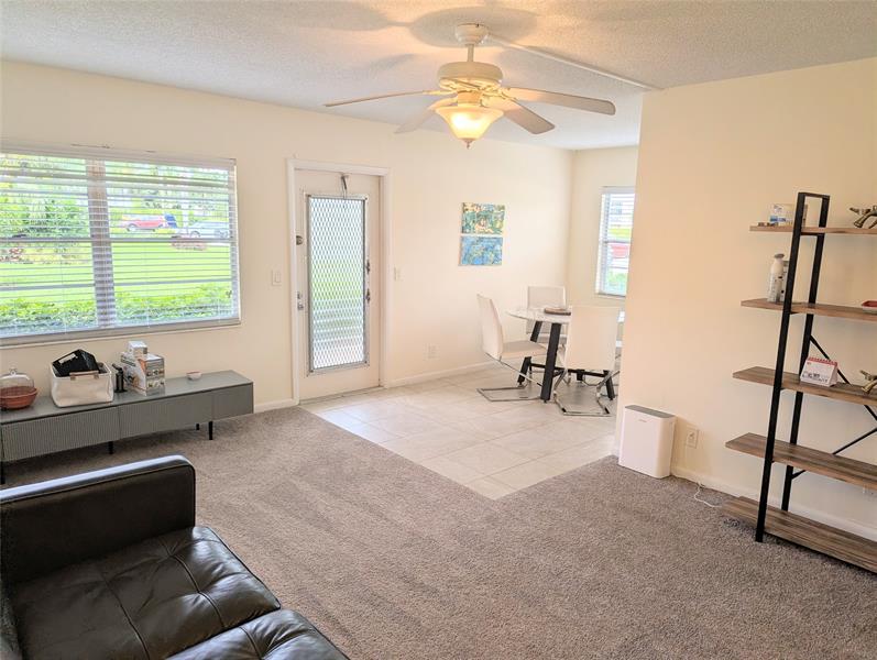 Image 3 of 14 For 589 Fanshaw O  203