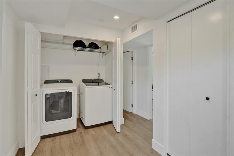 Image 15 of 52 For 701 164th St