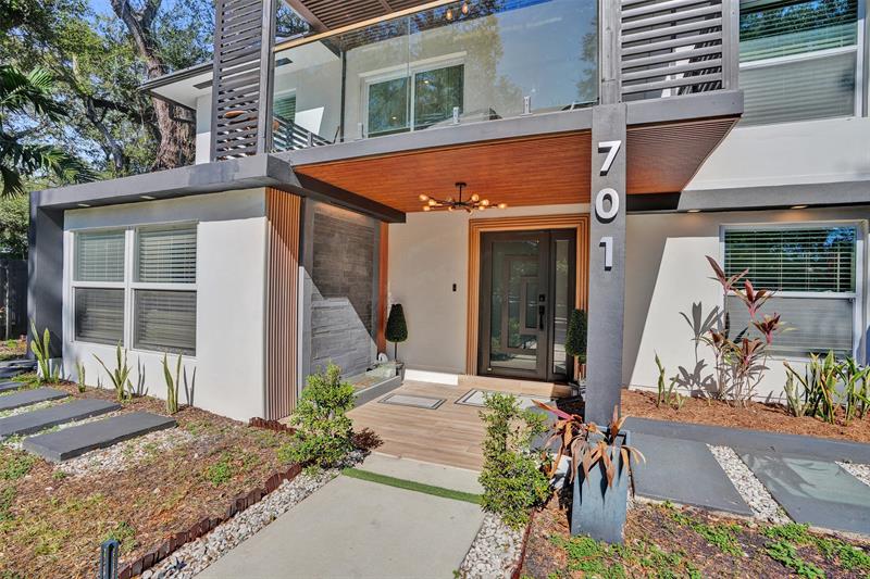 Image 3 of 52 For 701 164th St