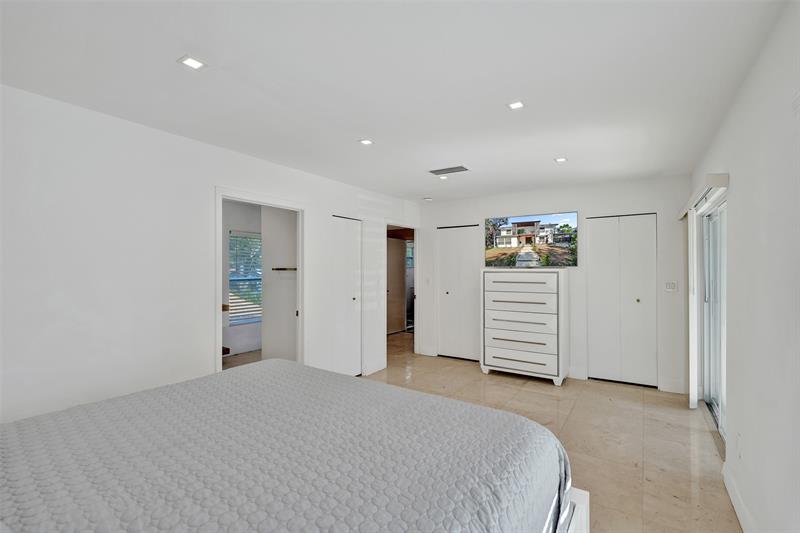 Image 30 of 52 For 701 164th St