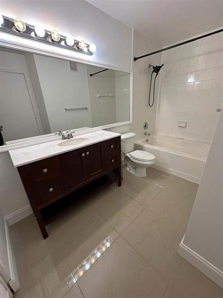 Image 23 of 23 For 4844 State Road 7  305