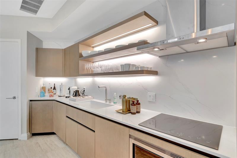 Image 10 of 54 For 525 Fort Lauderdale Beach Blvd  1705