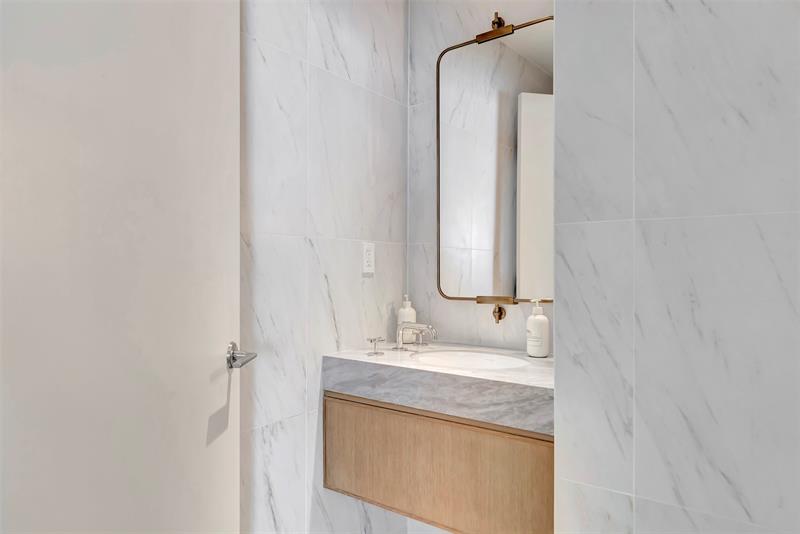 Image 18 of 54 For 525 Fort Lauderdale Beach Blvd  1705