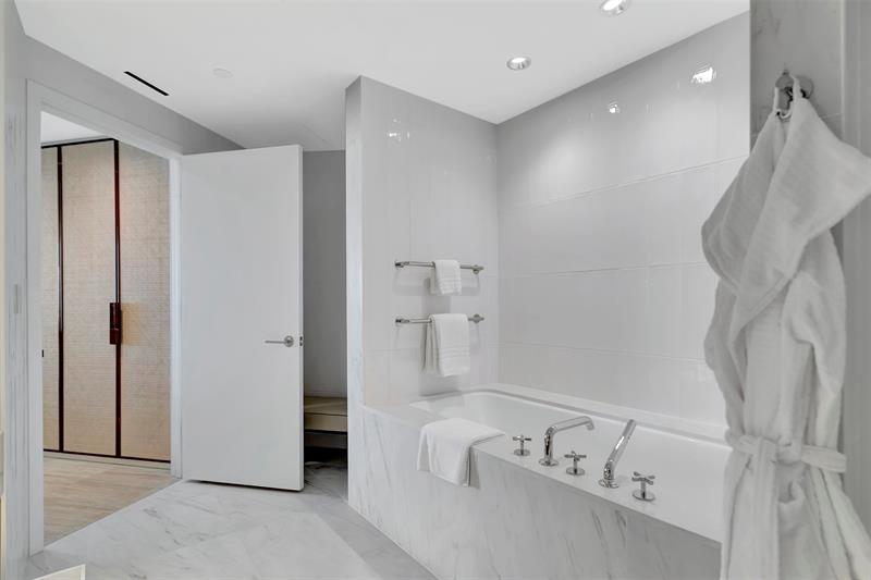 Image 52 of 54 For 525 Fort Lauderdale Beach Blvd  1705