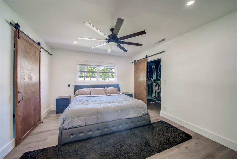 Image 30 of 36 For 250 27th Ct  