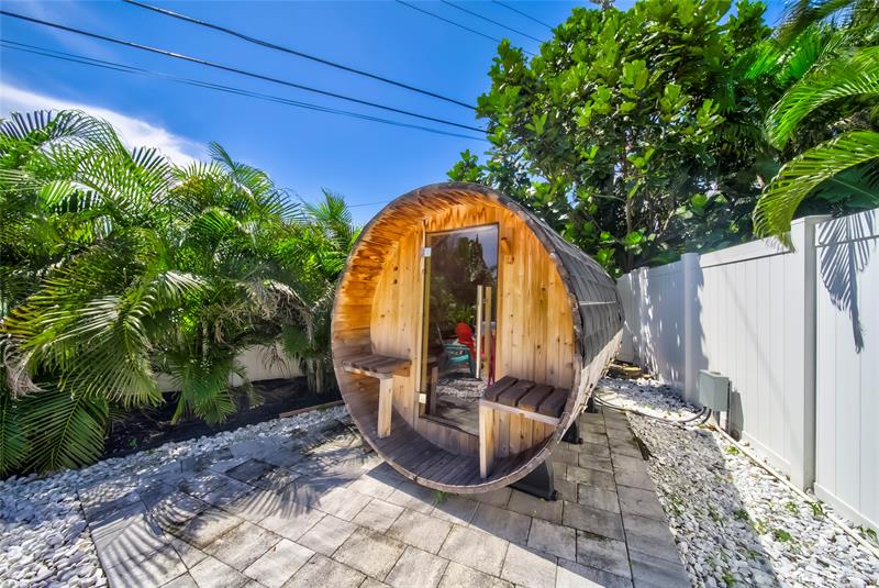 Image 9 of 36 For 250 27th Ct  