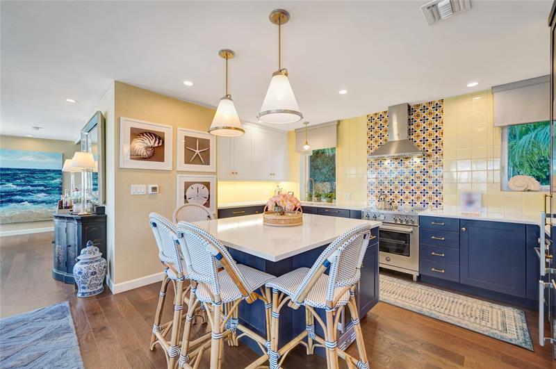 Image 37 of 40 For 1124 Seminole Dr  1 C&d