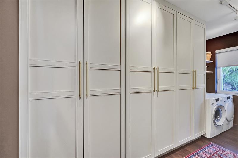 Image 40 of 40 For 1124 Seminole Dr  1 C&d