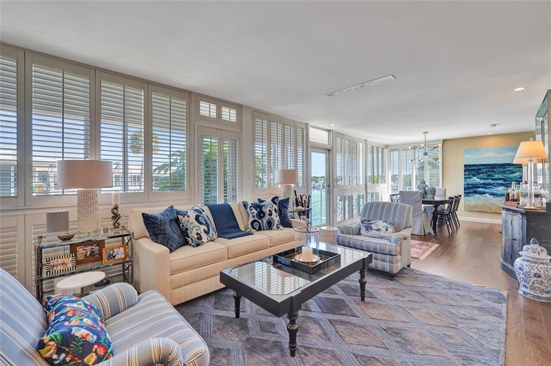 Image 6 of 40 For 1124 Seminole Dr  1 C&d