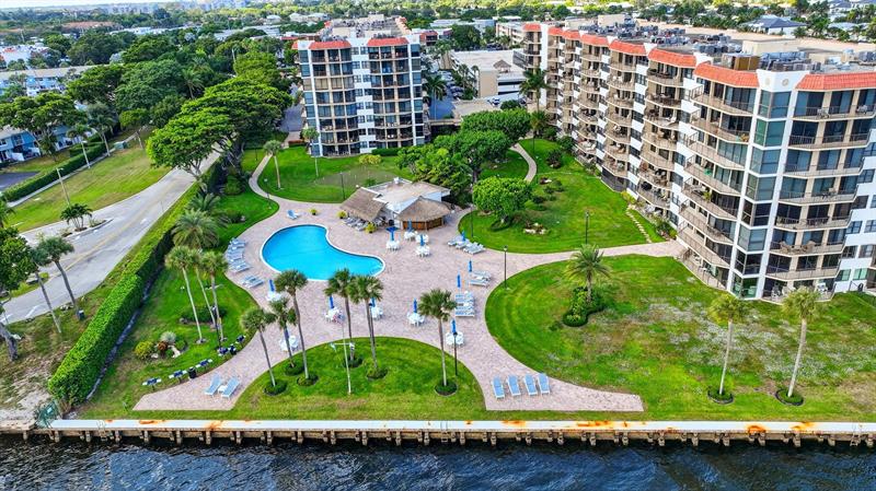 Image 33 of 45 For 899 Jeffery St  710