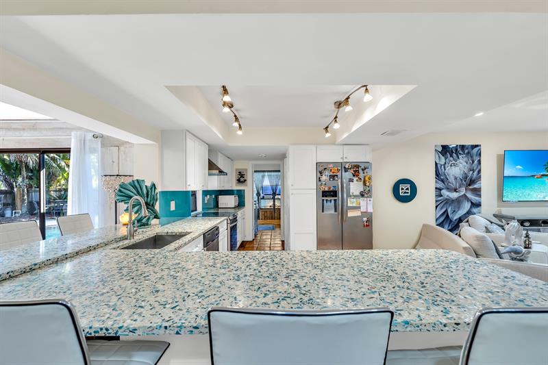 Image 19 of 42 For 980 70th Ave