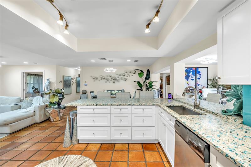 Image 20 of 42 For 980 70th Ave