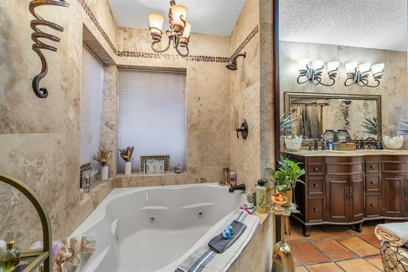 Image 33 of 42 For 980 70th Ave