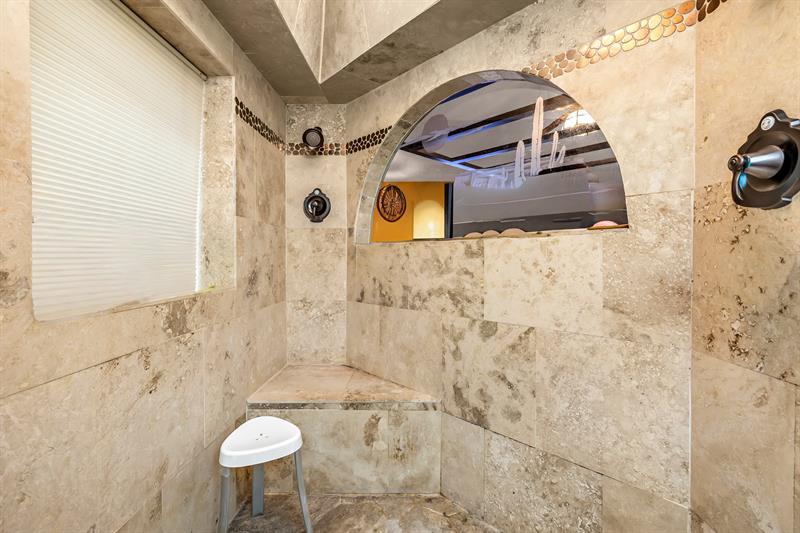 Image 35 of 42 For 980 70th Ave