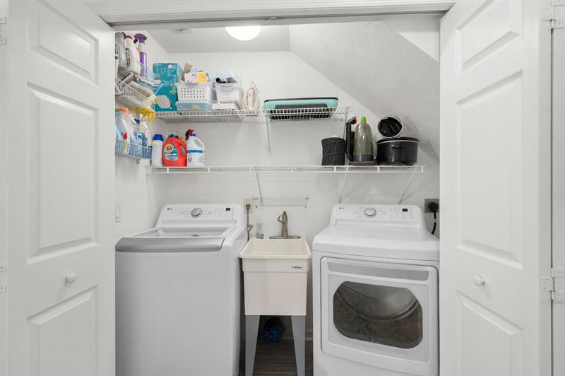 Image 14 of 23 For 1600 Crossings Circle  1600