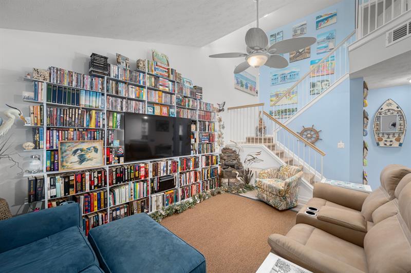 Image 9 of 23 For 1600 Crossings Circle  1600