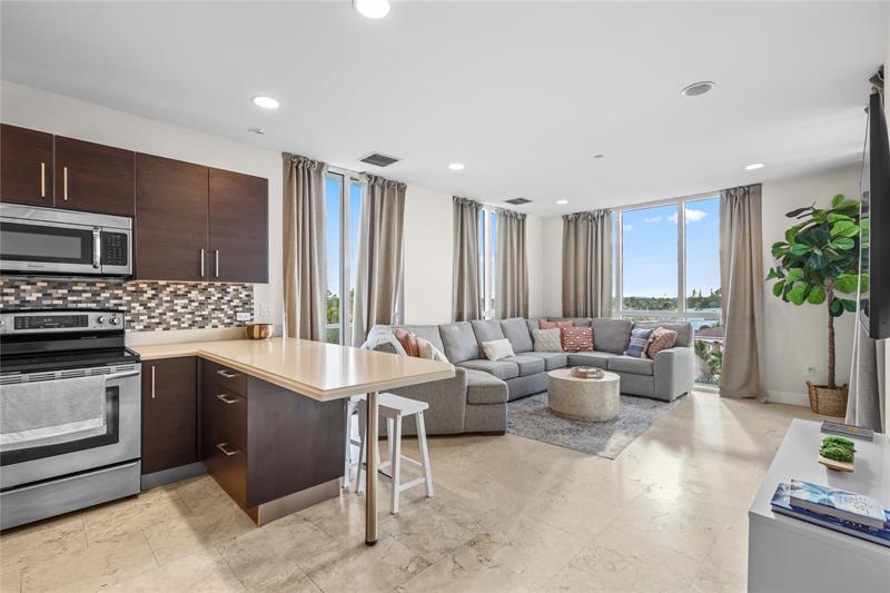 Image 9 of 34 For 120 19th Ave  404