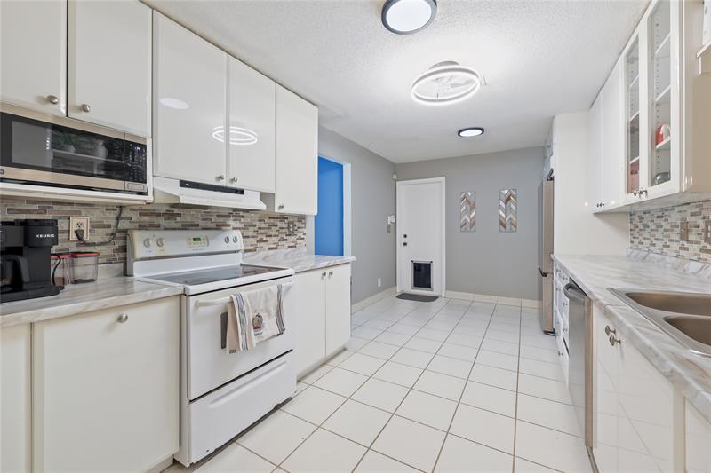 Image 16 of 36 For 7013 99th Way