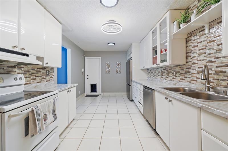 Image 18 of 36 For 7013 99th Way