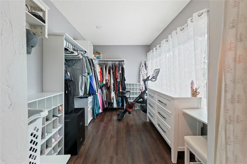 Image 22 of 36 For 7013 99th Way