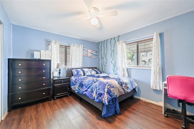 Image 29 of 36 For 7013 99th Way