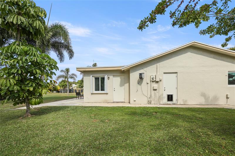 Image 34 of 36 For 7013 99th Way