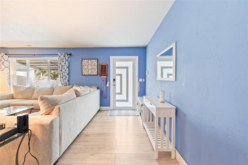 Image 8 of 36 For 7013 99th Way