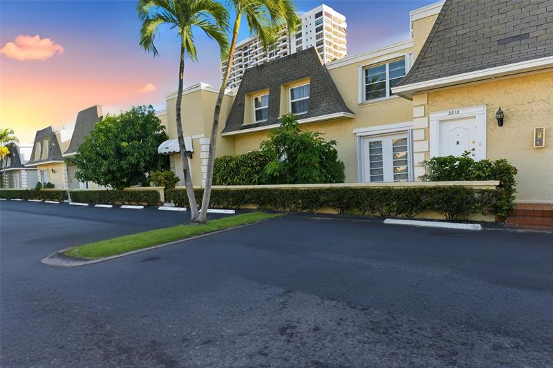 Details for 2212 7th St  , Hallandale Beach, FL 33009