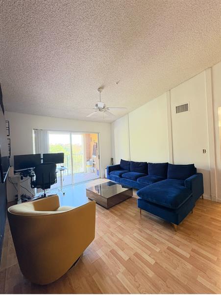 Details for 4808 State Road 7  304, Pompano Beach, FL 33073