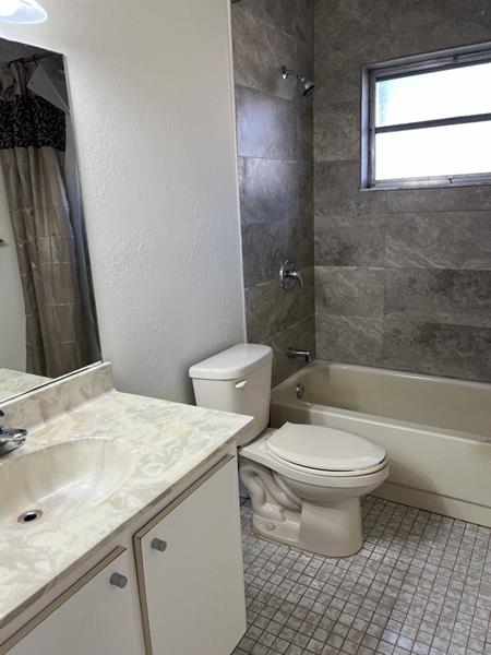 Image 19 of 24 For 2277 Nova Village Dr