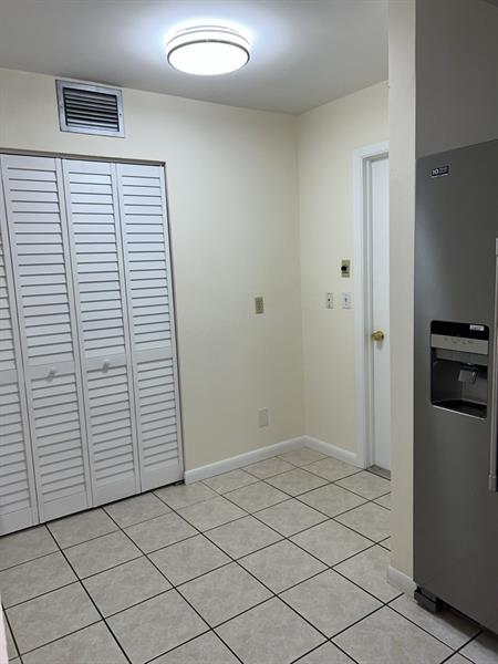 Image 8 of 24 For 2277 Nova Village Dr