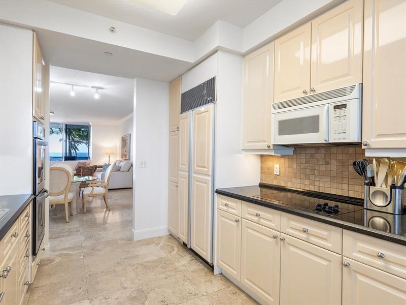 Image 13 of 25 For 3200 Ocean Blvd  504