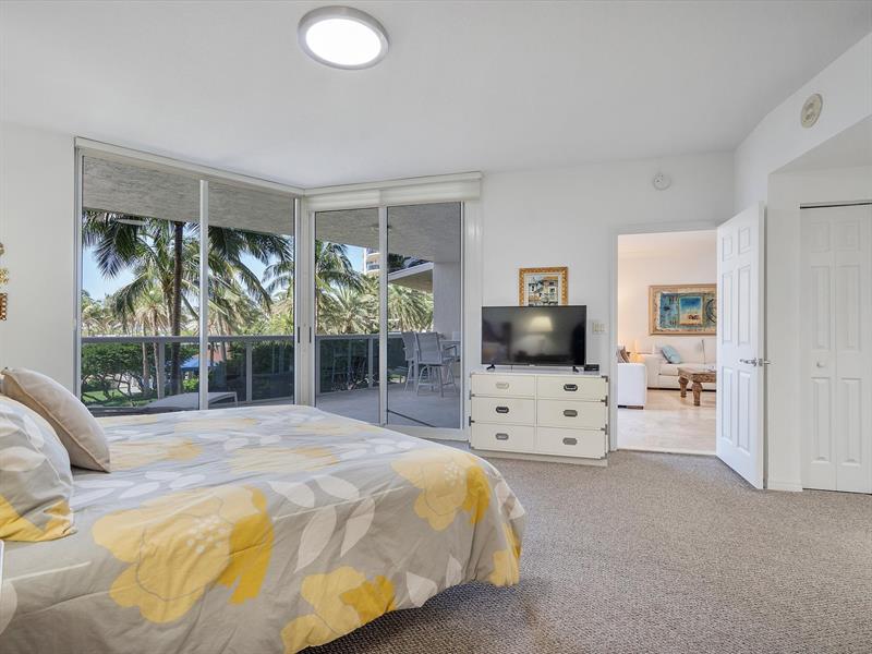 Image 17 of 25 For 3200 Ocean Blvd  504